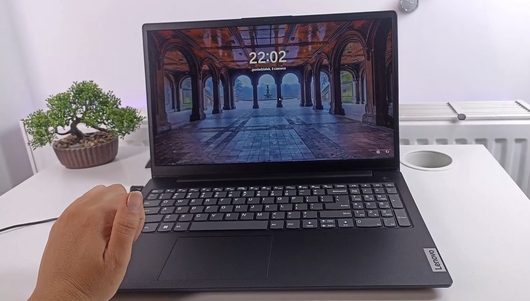 Lenovo V15 – Review & Test 2025